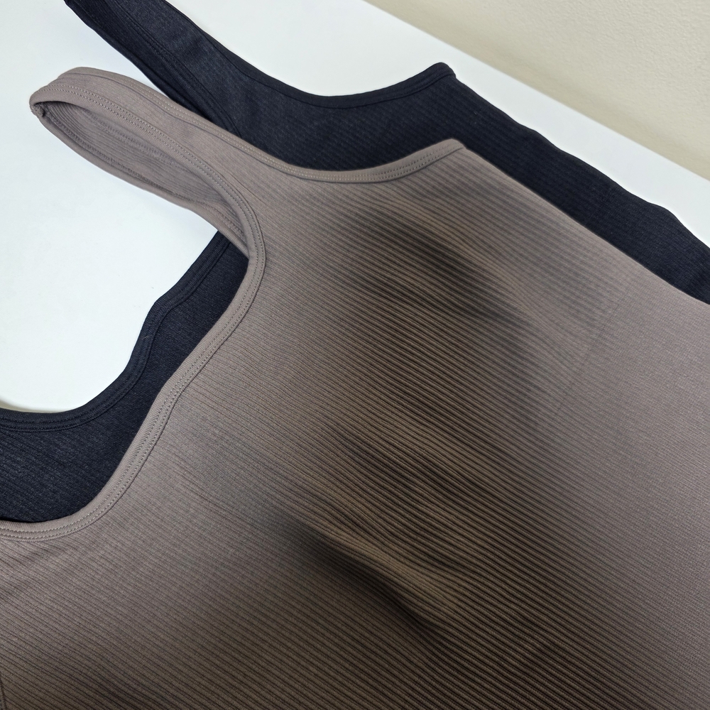OQQ Seamless Ribbed Shapewear Bodysuit - Set Of 2 - Black & Brown - Picture 3 of 6